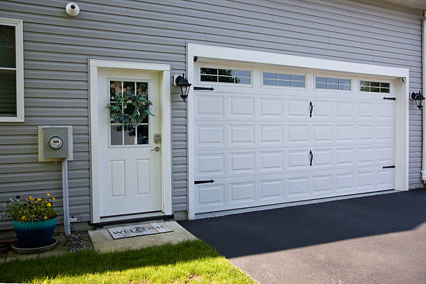 24/7 Emergency Garage Door Panel Replacement experts in West Wyomissing, PA